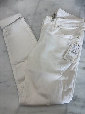 Women’s MNG skinny jeans/ new/ size 6